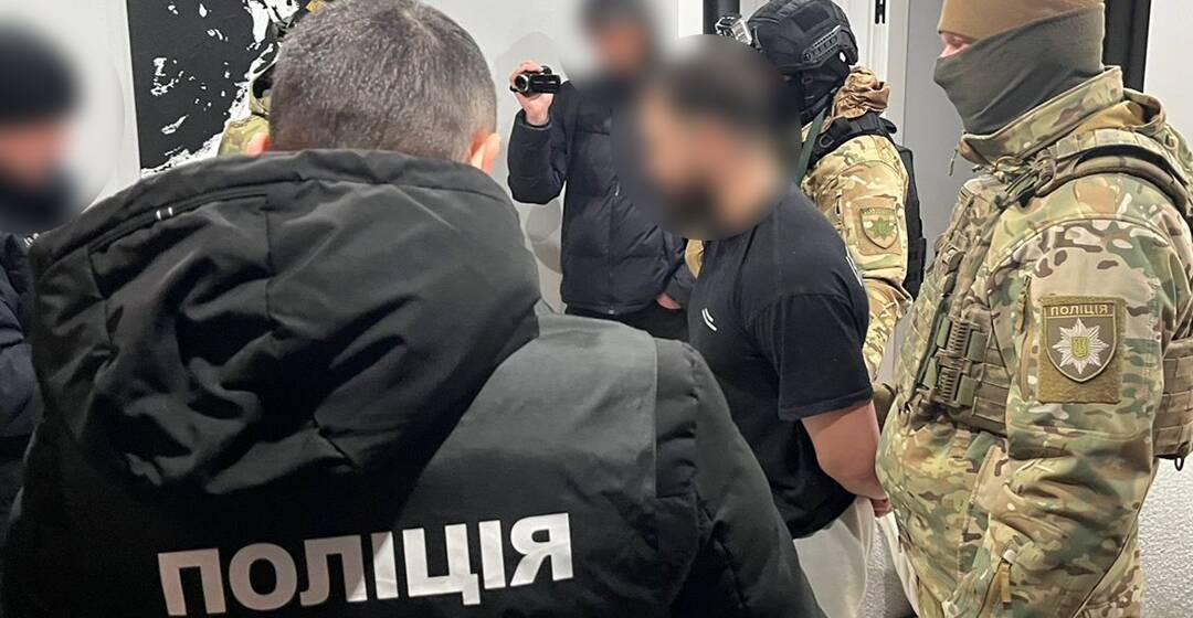 Поліція Вінниччини затримала посадовця ГО за хабар у 6000 доларів