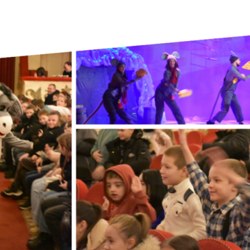 Вихованці центру «Гармонія» побували на новорічній виставі в театрі ім. Садовського