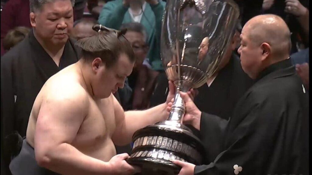 Сумоїст з Вінниччини вдруге поспіль став володарем Кубка Імператора