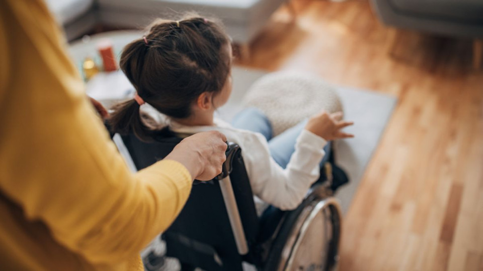 Зарядні станції для дітей з інвалідністю підгрупи А: держава підтримує під час блекаутів