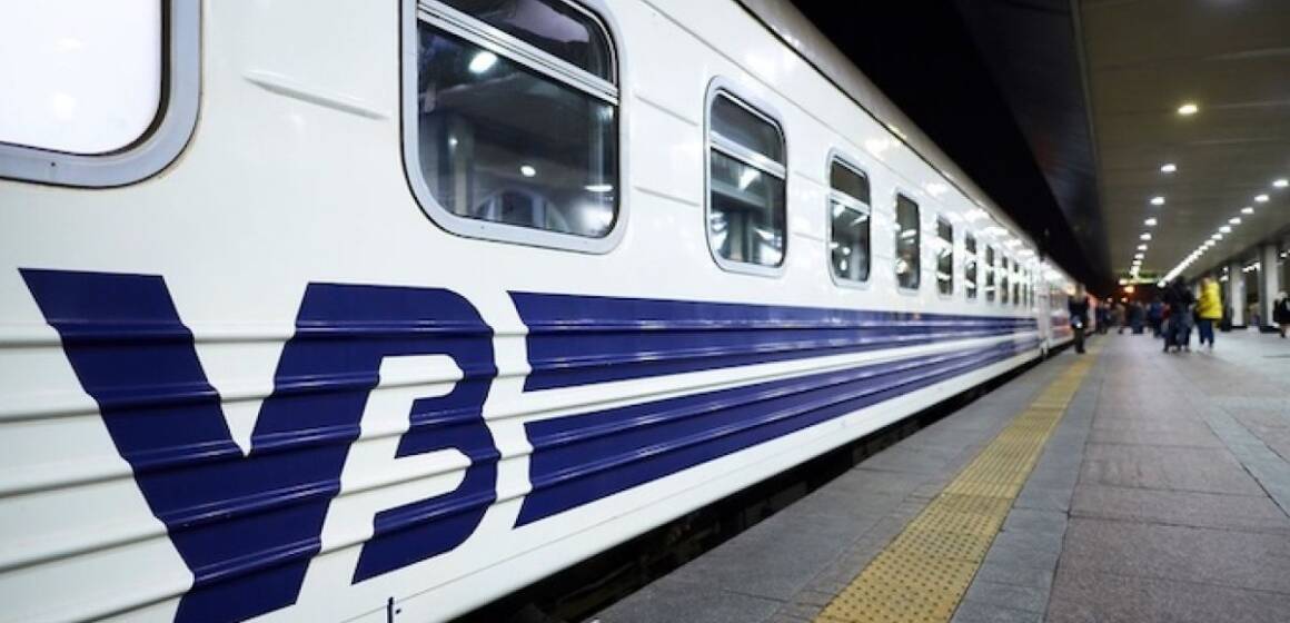 i75_ArticleImage_28229 Через російський обстріл затримується понад 40 поїздів