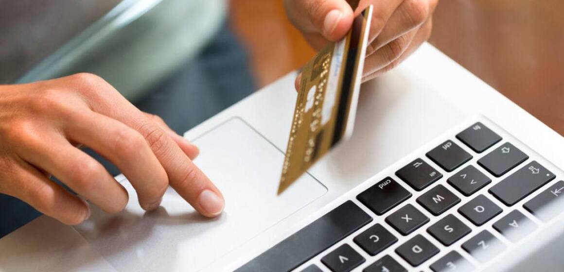 Кіберполіція розповіла про найпоширеніші схеми інтернет-шахрайства на Вінниччині