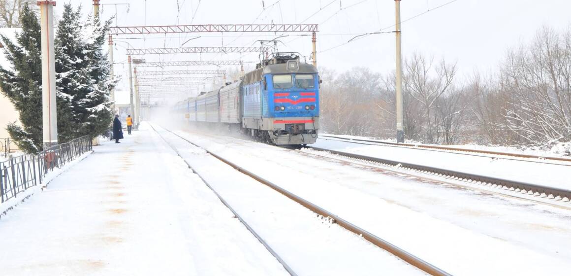 Укрзалізниця скасувала два приміські потяги на Вінниччині 28 січня