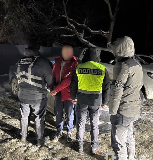 СБУ та поліція Вінниччини ліквідували канал нелегального виїзду за кордон