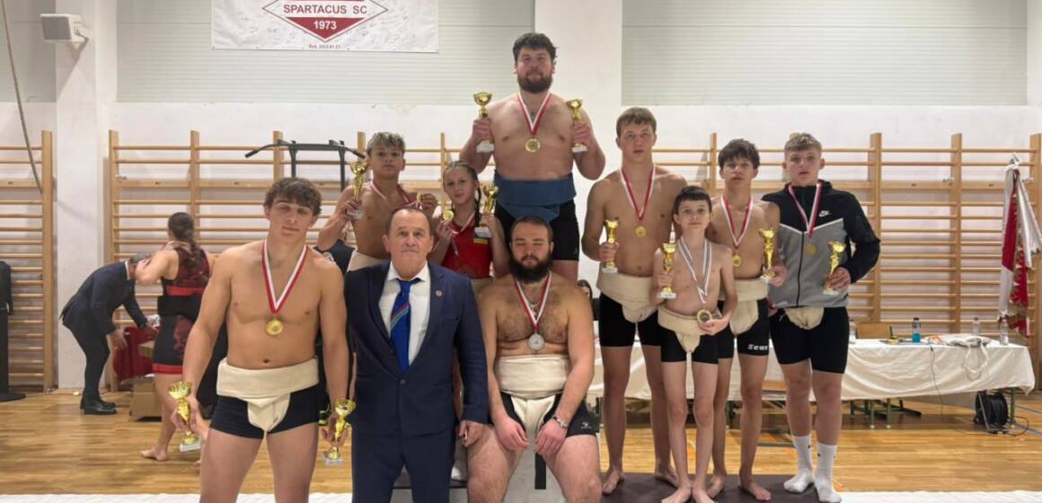 Вінницькі сумоїсти здобули 11 медалей на міжнародному турнірі в Угорщині