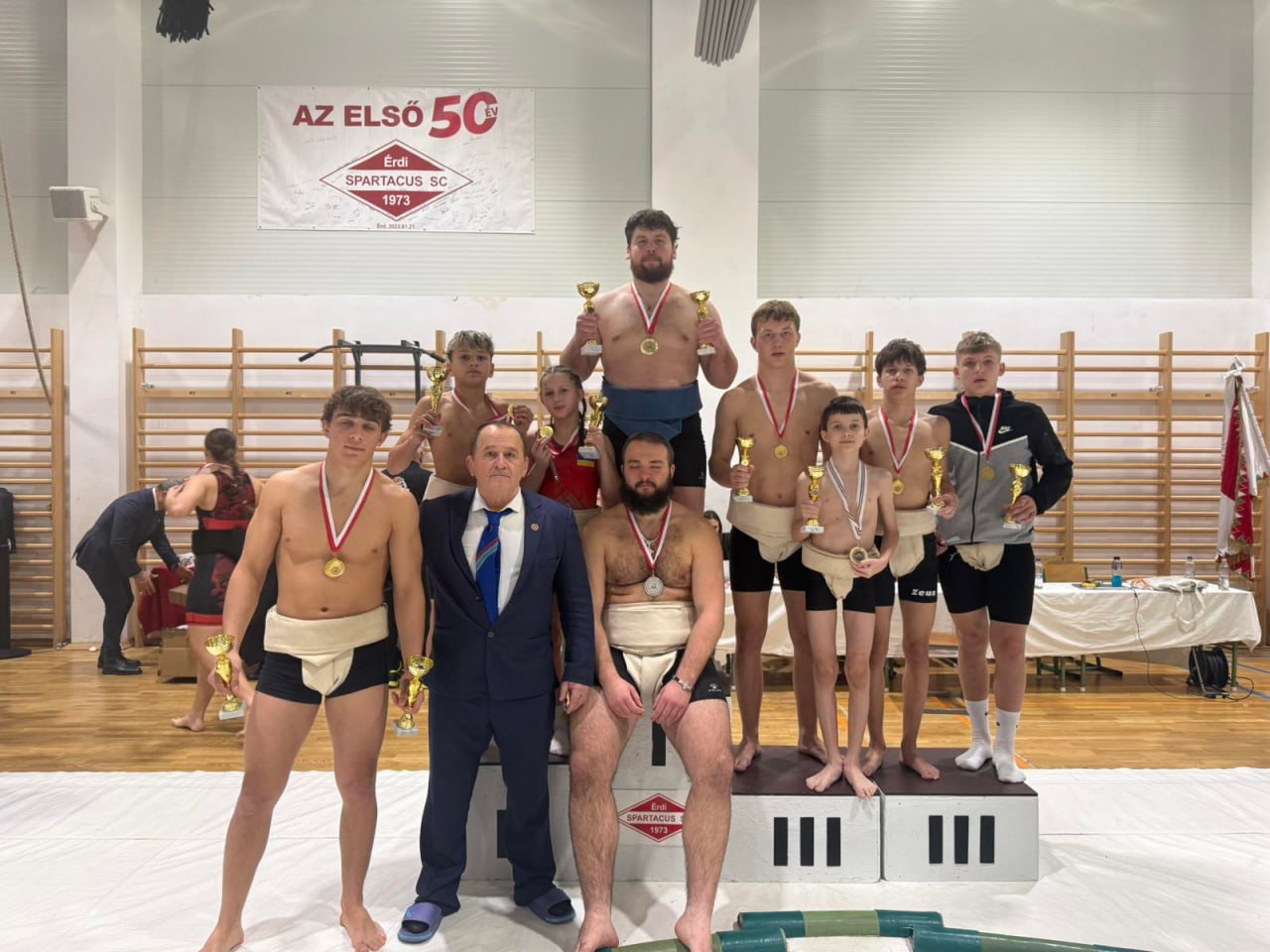 Вінницькі сумоїсти здобули 11 медалей на міжнародному турнірі в Угорщині