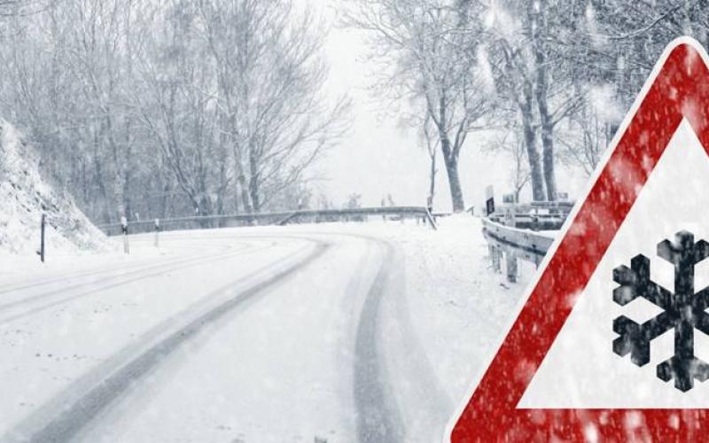 Негода на Вінниччині: водіїв попереджають про ожеледицю