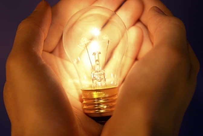 На Вінниччині діють цілодобові графіки відключень світла через дефіцит в енергосистемі