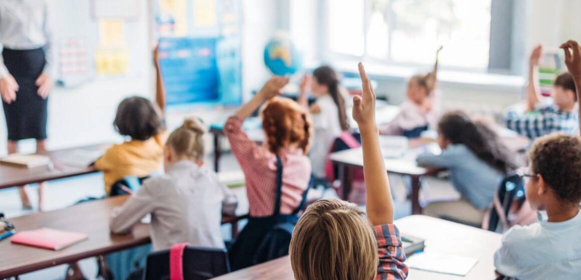 Негода на Вінниччині: школи та виші переходять на дистанційне навчання