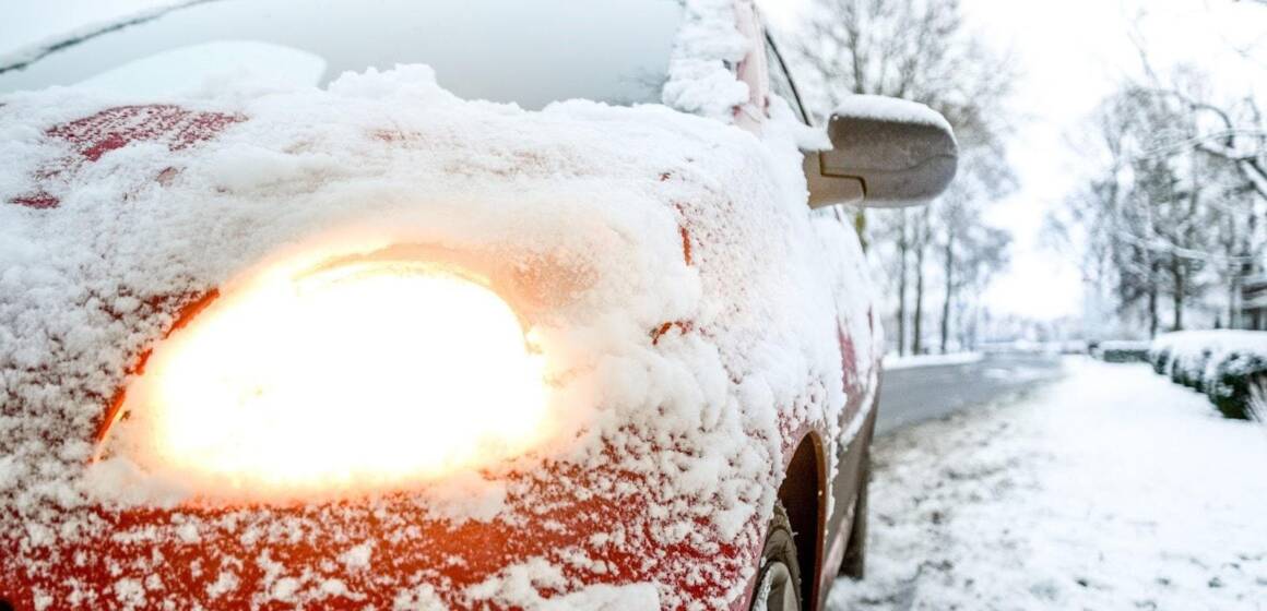 zamena-lobovogo-stekla-zima-auto Безпечне кермування взимку: як за хвилину позбутися запотівання вікон