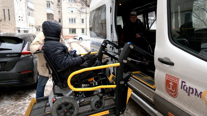 Соціальне таксі Вінниці розширює підтримку в умовах холодів