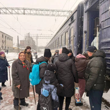До Вінниці та інших міст прибув евакуаційний потяг із переселенцями