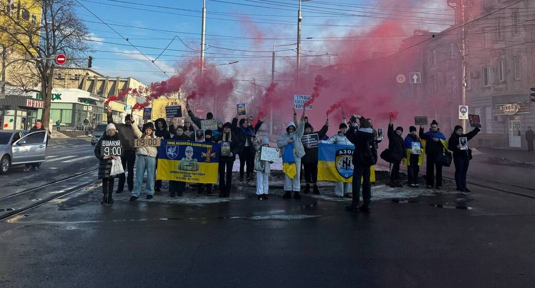4dade14b6a89f35f У Вінниці сьогодні провели акцію в честь пам’яті військовослужбовця Олександра Олійника на псевдо “Дізель”