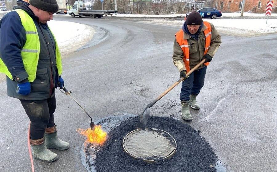 50495101-ea5a-4e78-8fbf-7b214ddb (1) Зимовий ремонт доріг у Вінниці: як працюють бригади за мінусових температур