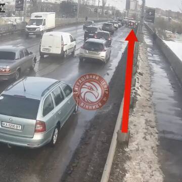 У Вінниці ускладнено рух на Барському шосе та центральному мосту