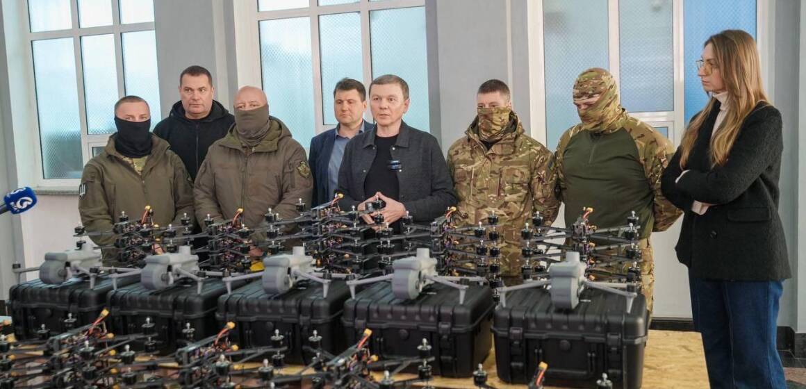 Міжрегіональний координаційний гуманітарний штаб передав «Артану» 100 FPV-дронів та п’ять Matrice 4Е