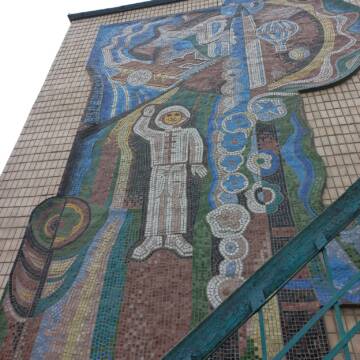 Мистецтво на стінах дитсадка: мозаїки про космос та дитинство визнали пам’яткою Вінниці