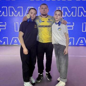 Вінничанки підкорили п’єдестал чемпіонату ММА