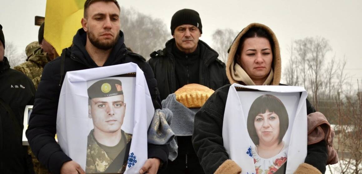 632459685_1198488255663642_6720455907088742439_n Бершадщина попрощалася з молодими людьми, які загинули від чадного газу