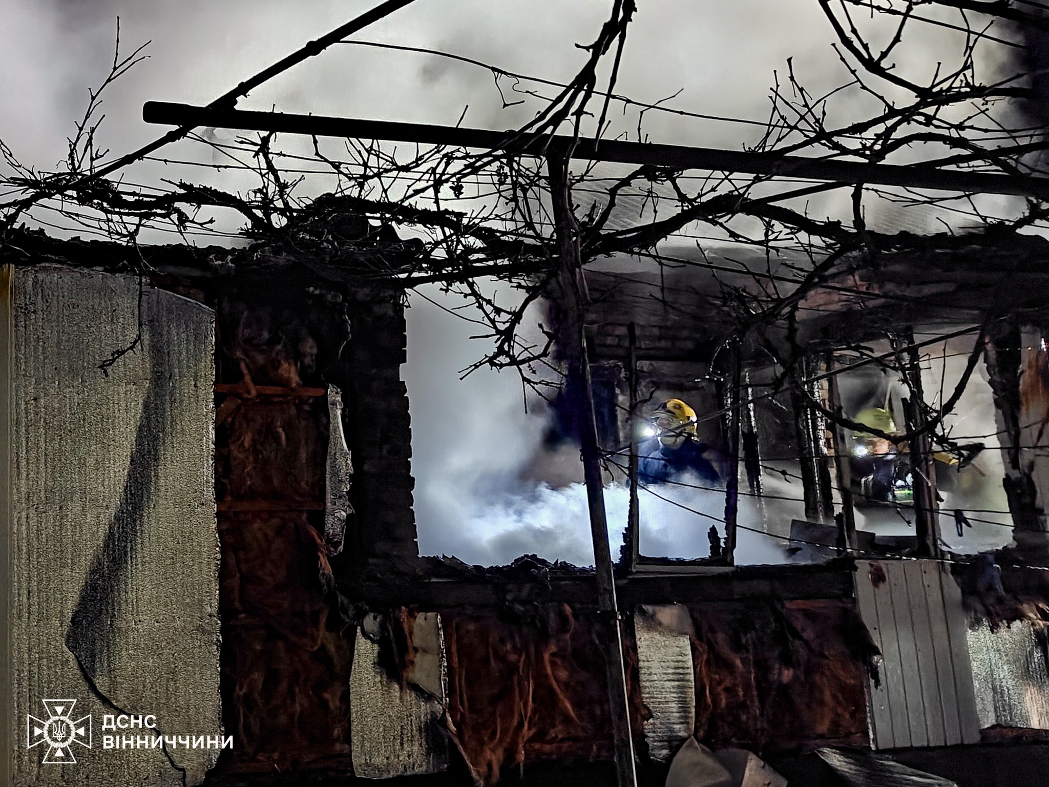 Три пожежі за добу на Вінниччині: одна людина травмована