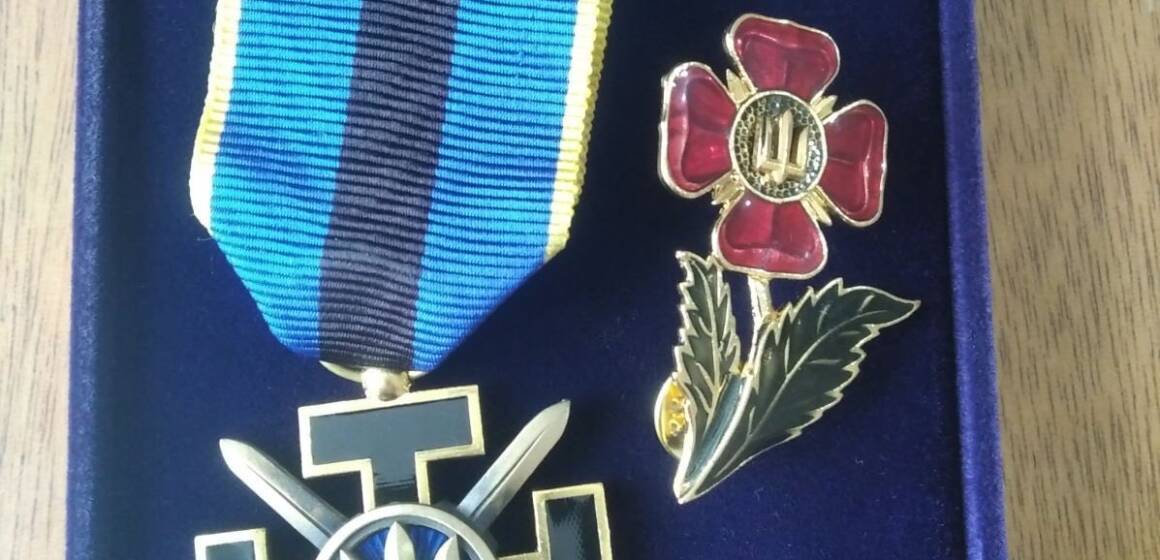 У Чечельнику матері загиблого Владислава Яшина вручили «Комбатанський Хрест»