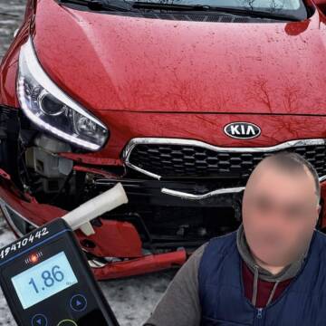 634109103_1356598969833218_4747103245859824064_n У дев’ять разів більше норми: у Вінниці затримали п’яного водія, який протаранив огорожу та втік