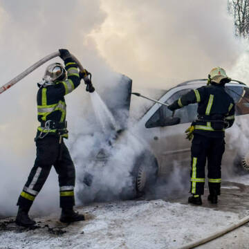 У Вінниці спалахнув автомобіль через несправність паливної системи