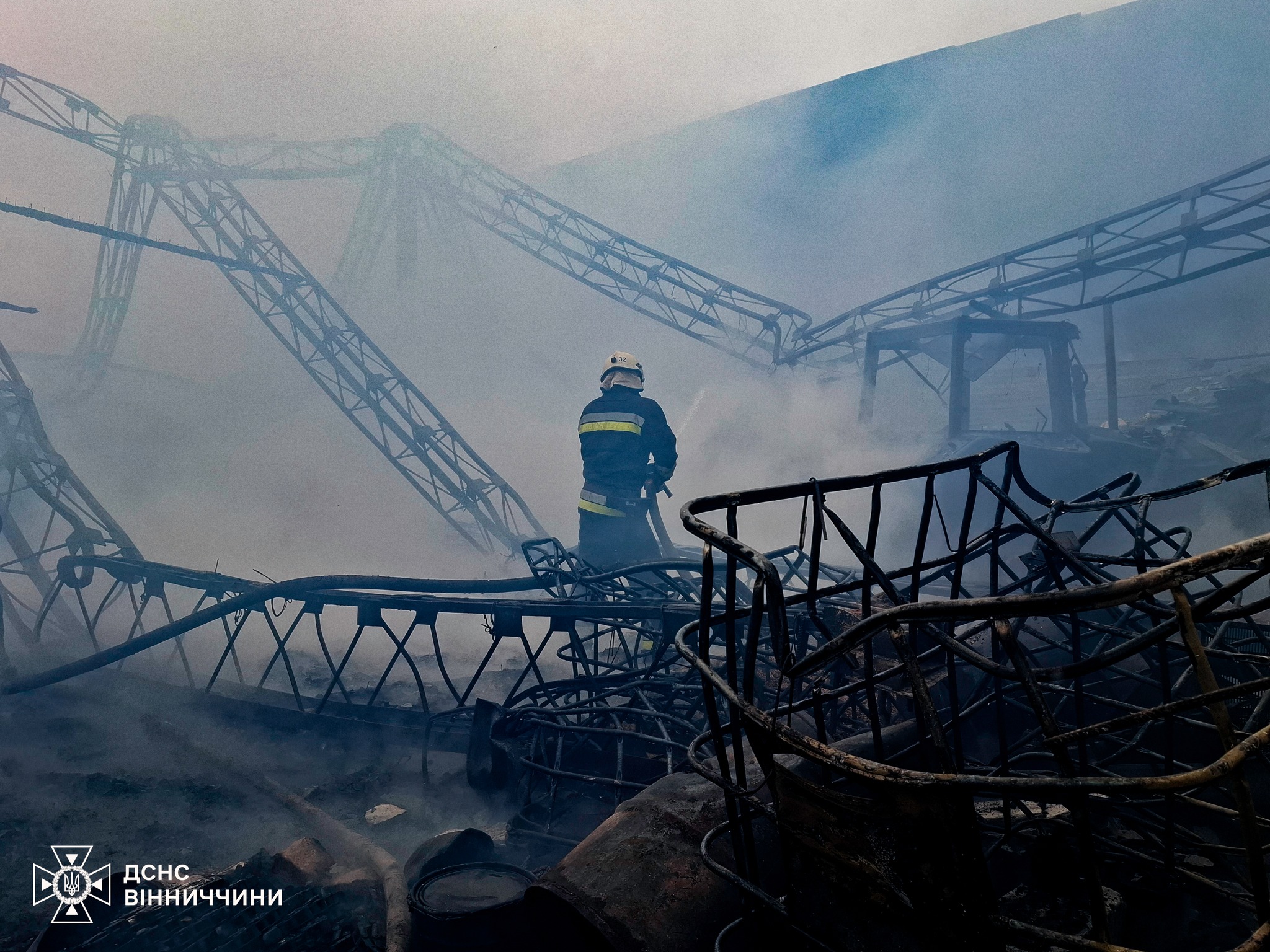 Горіло на складах та у гуртожитку минулої доби на Вінниччині