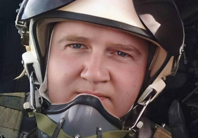 Його стихією було небо: Вінниччина вшановує пам’ять загиблого пілота Ігоря Хмари