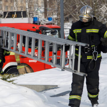Шість пожеж за добу: у Вінниці горів салон краси та багатоповерхівка