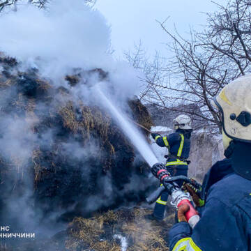 В області горіли господарські споруди, житловий будинок і солома