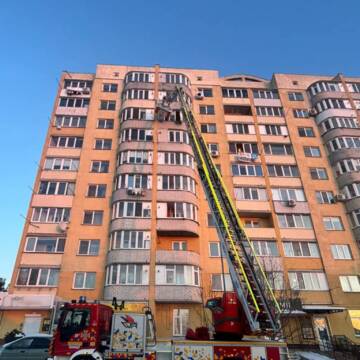 Порятували вінничанина через  вікно 8 поверху