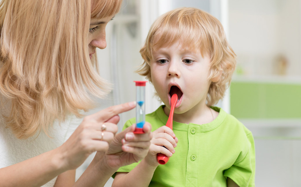 Мистецтво здорової усмішки: як правильно чистити зуби, щоб зберегти їх на все життя