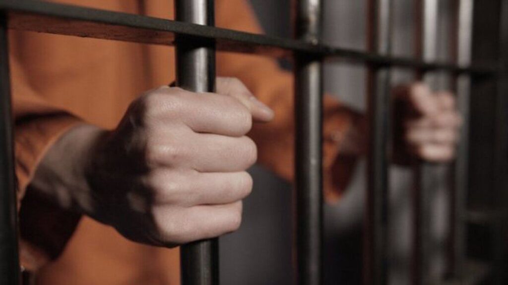 Викрили спробу посадовця вінницької тюрми врятувати майно вимагачів
