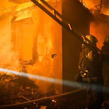 Атака БпЛА на Одеський район: пошкоджено ліцей та склади енергокомпанії, двоє травмованих