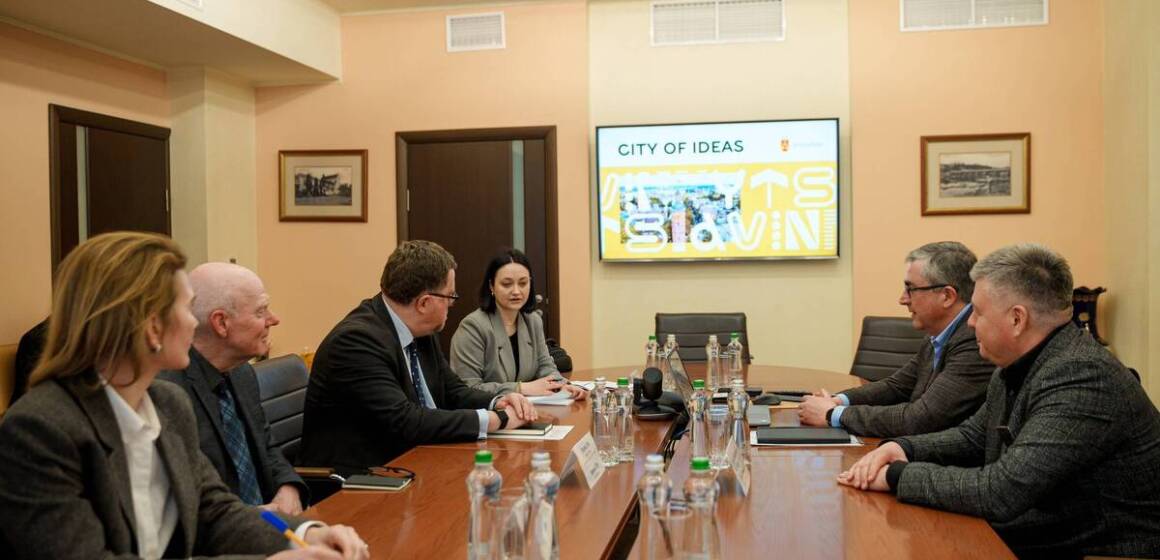 У Вінниці відбулася зустріч із делегацією НАТО: головні теми переговорів