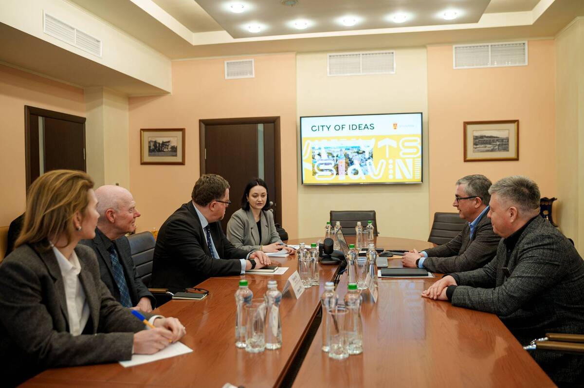 У Вінниці відбулася зустріч із делегацією НАТО: головні теми переговорів