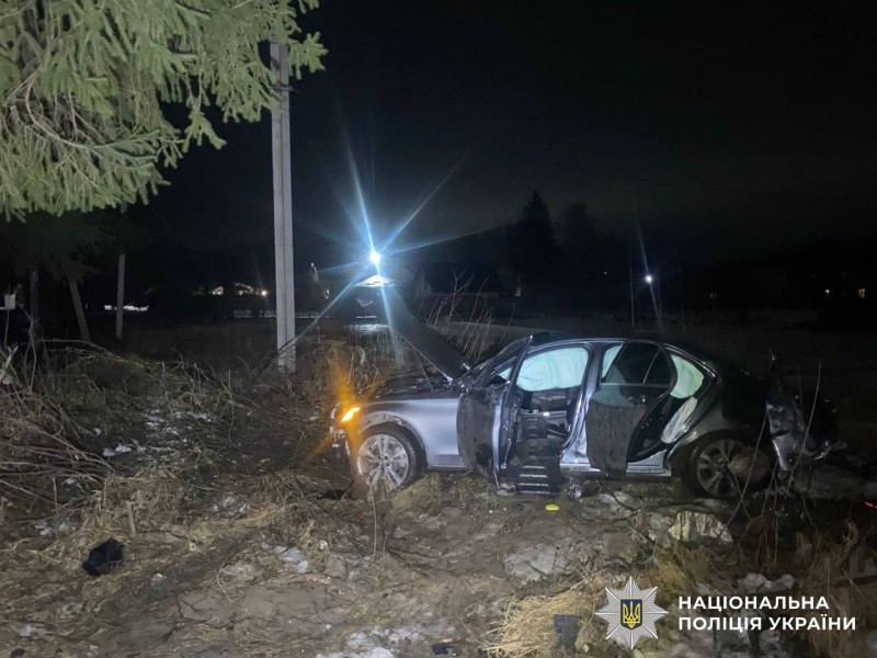 У Вінниці нетверезий водій з’їхав у кювет: троє людей травмовані