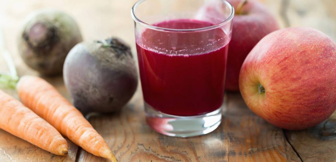 Сік із трьох доступних інгредієнтів: що буде з організмом, якщо пити його щодня