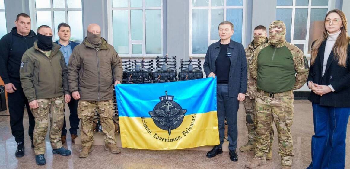 photo_5238177423587743709_y Міжрегіональний координаційний гуманітарний штаб передав «Артану» 100 FPV-дронів та п’ять Matrice 4Е