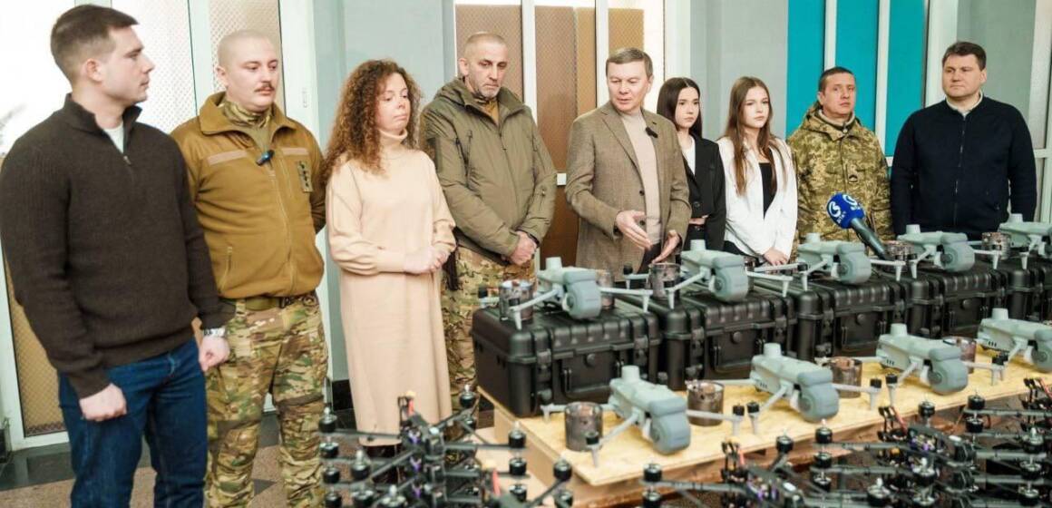 photo_5240429223401429411_y 400 FPV-дронів, 15 Matrice 4E та 600 окопних свічок: Міжрегіональний координаційний гуманітарний штаб організував чергову передачу для військових