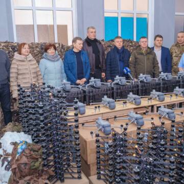 photo_5253506045903049676_y Міжрегіональний координаційний гуманітарний штаб передав 3-й штурмовій та 120-й бригадам FPV-дрони, Matrice 4-E та маскувальні сітки