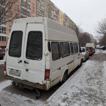 Покинуті автомобілі у Вінниці перевірятиме спеціальна комісія