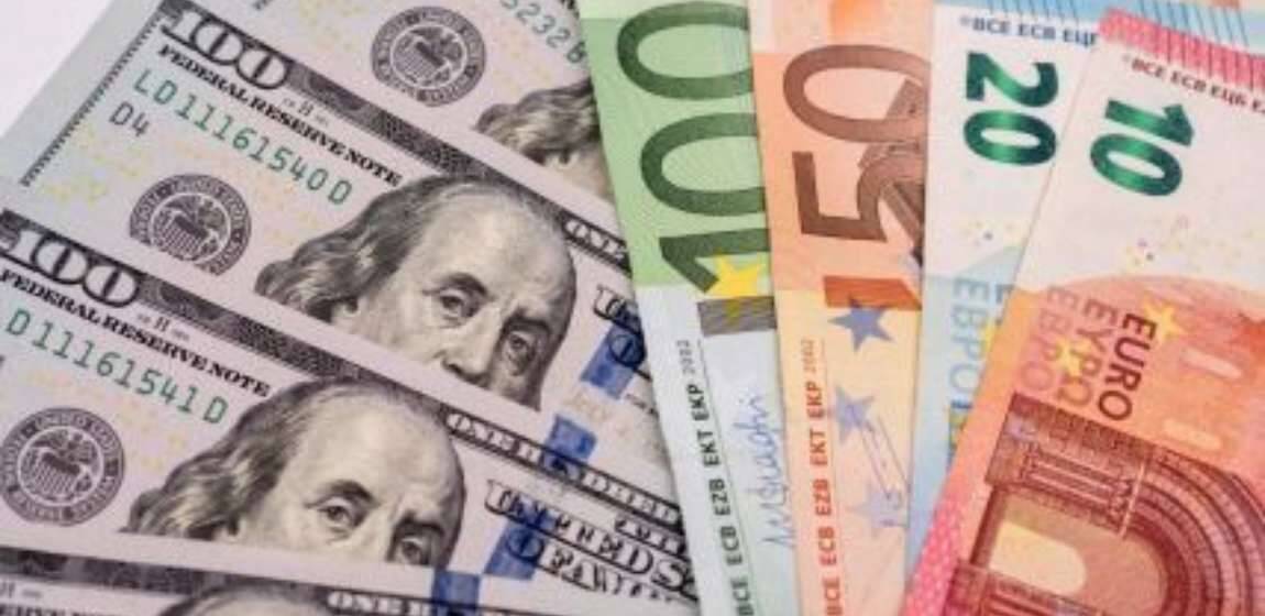 Долар подешевшав: НБУ оновив курс валют на 26 березня