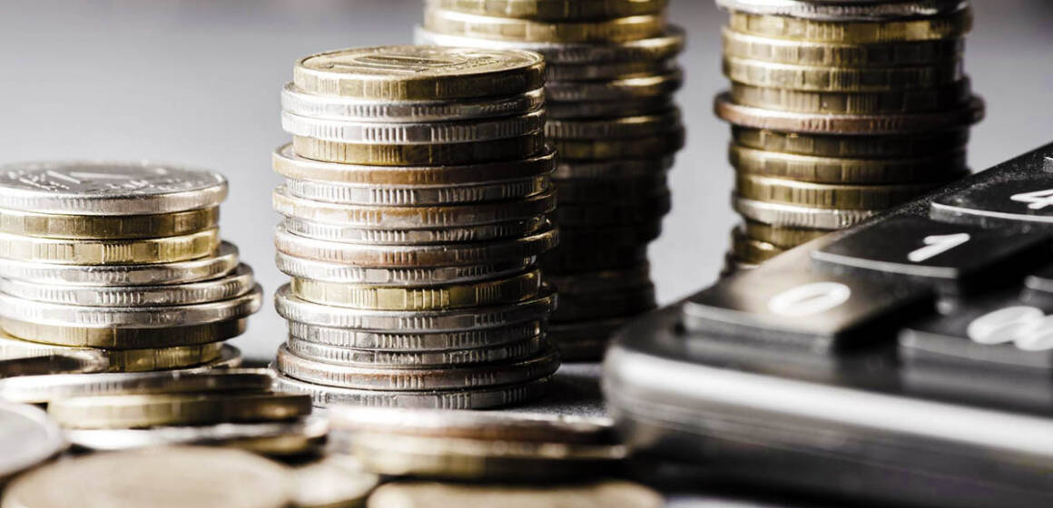 НБУ встановив курс валют на 12 лютого: долар і євро трохи подешевшали