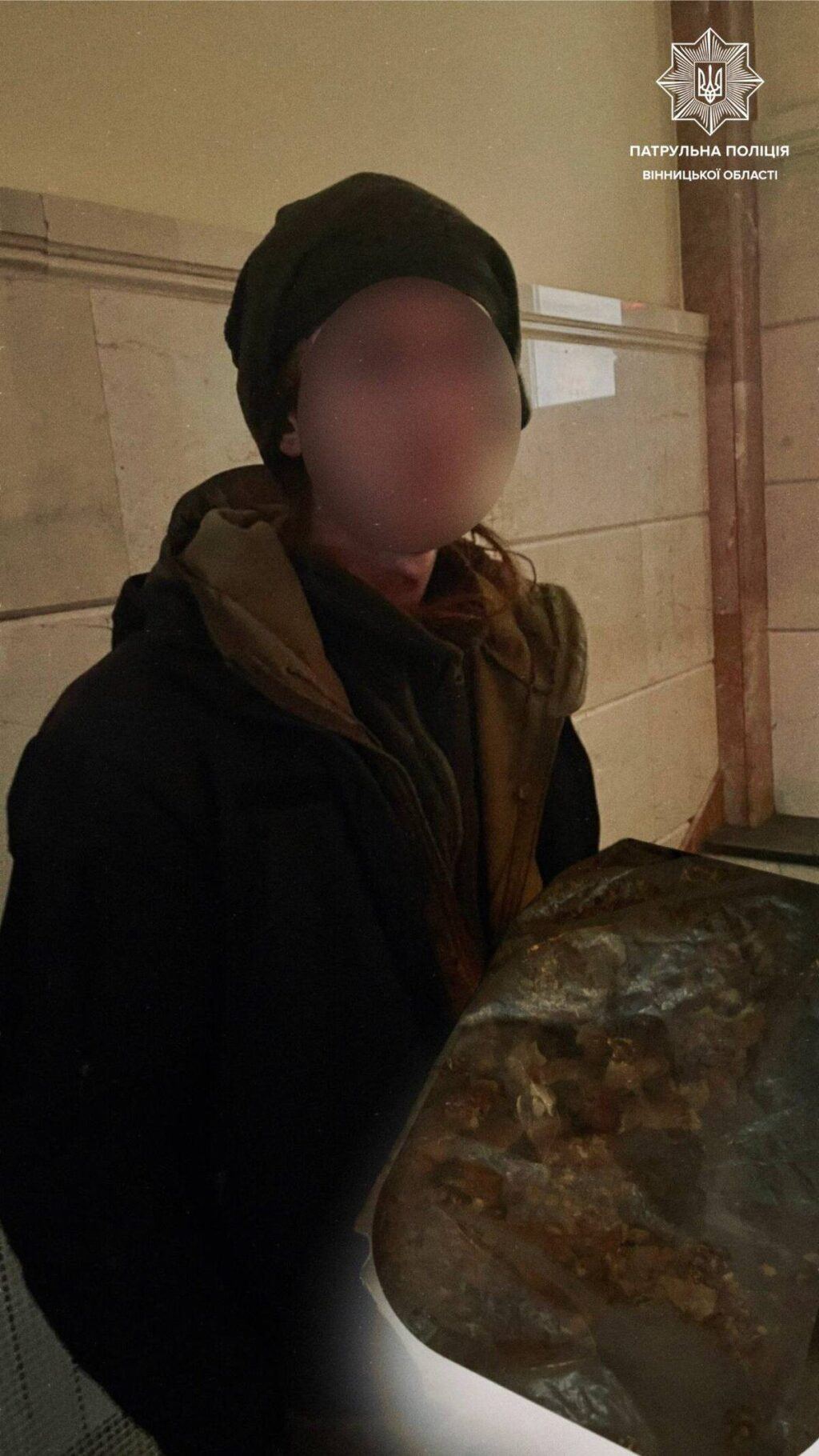 У Вінниці патрульні затримали чоловіка, якого розшукувала поліція іншої області