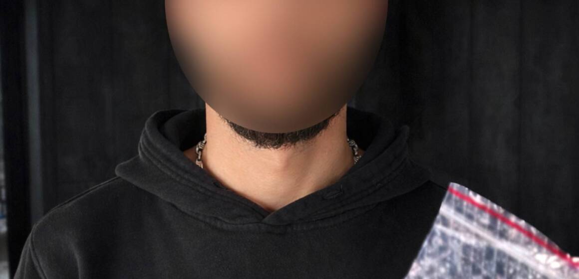 На трасі М-30 патрульні зупинили нетверезого водія з пакунком імовірних наркотиків