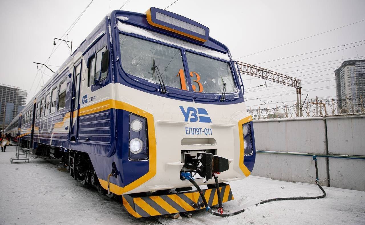 Змінено розклад руху вечірніх приміських поїздів Козятин — Бердичів: що варто знати пасажирам