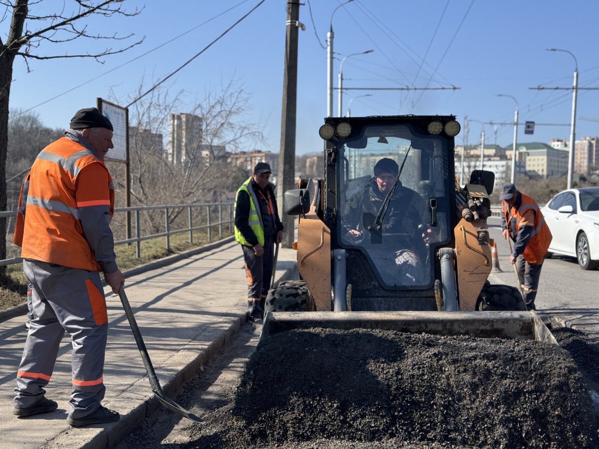 У Вінниці оновлювали дороги одразу на шести ділянках