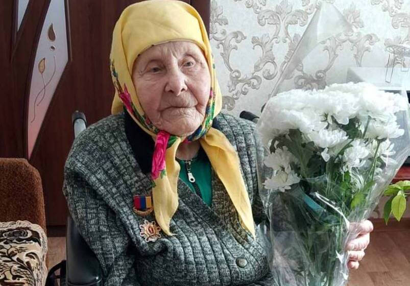 У Теплицькій громаді вітали 100-річну ювілярку
